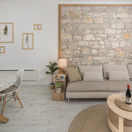 Storia Parentina Apartamento *